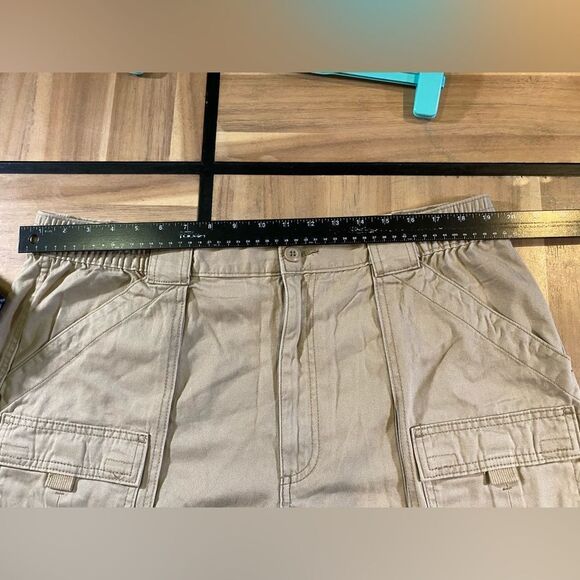 Two St. John’s bay shorts new with tags - Picture 10 of 11